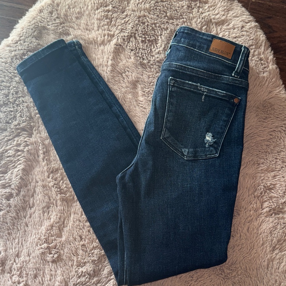 Judy Blue Stylish Blue Denim Distressed Women Jeans Skinny fit size 3 / 26 - Picture 7 of 10